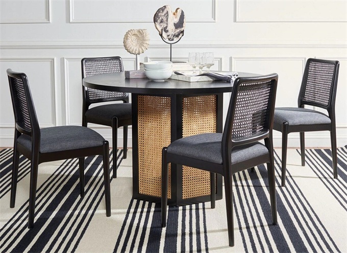 粵菜主題餐廳新中式藤編實(shí)木桌子