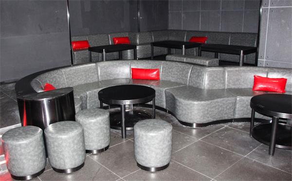 酒吧皮革軟吧臺(tái)凳