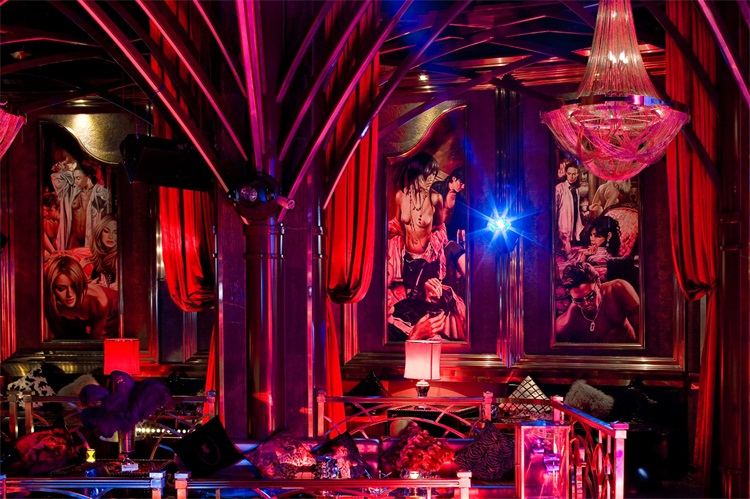 酒吧空間設(shè)計(jì)效果圖